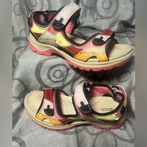 ECCO SANDALS SZ 38